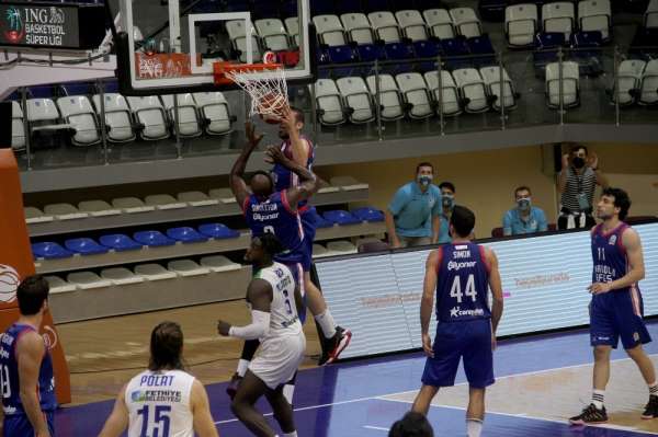 ING Basketbol Süper Ligi: Lokman Hekim Fethiye Belediye: 84 - Anadolu Efes: 90 