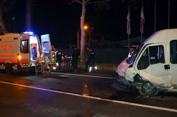 Bursa'da trafik kazası: 2'si ağır 10 yaralı 
