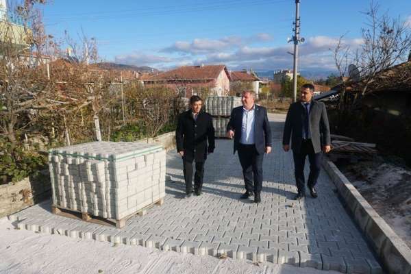 Osmancık'ta cadde ve sokaklara parke döşeniyor
