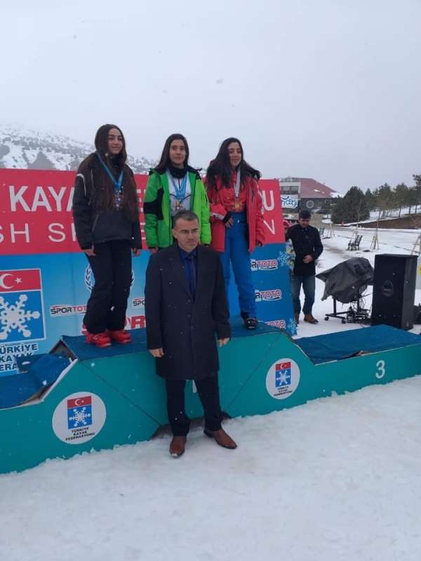 Kayakta Isparta’ya bronz madalya