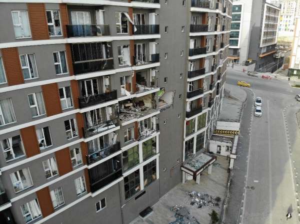 Esenyurt'ta doğalgaz patlamasının yaşandığı bina havadan görüntülendi