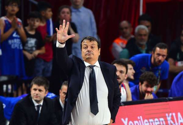 Ergin Ataman: 'Emeğimizin karşılığını sahada almak istiyoruz'