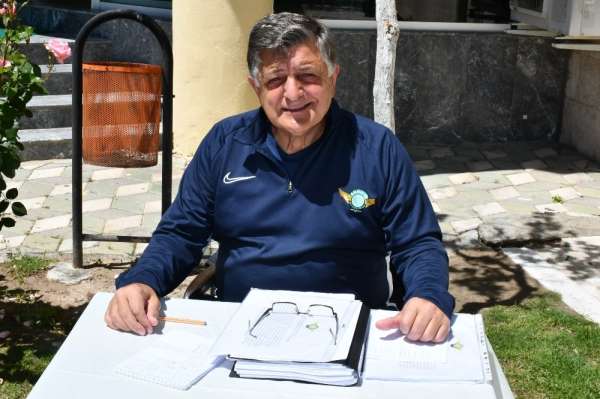 Yılmaz Vural: 'Futbolcu ve teknik heyetler tedirgin'