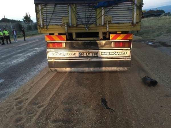 Amasya'da 2 kamyon çarpıştı: 2 yaralı 