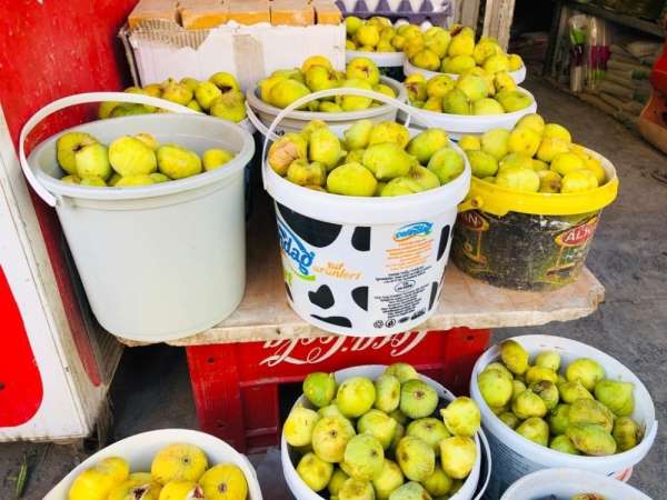 Kızıltepe'nin saklı cenneti Ğurs Vadisi incirleri çarşı pazarda 