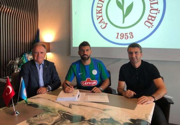 Çaykur Rizespor Selim Ay ile 2 yıllık sözleşme imzaladı 