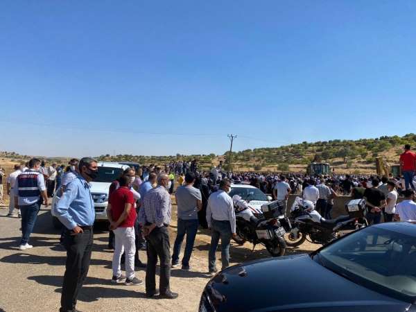 Mardin'deki kazada hayatını kaybeden vatandaşlar son yolculuğuna uğurlandı 
