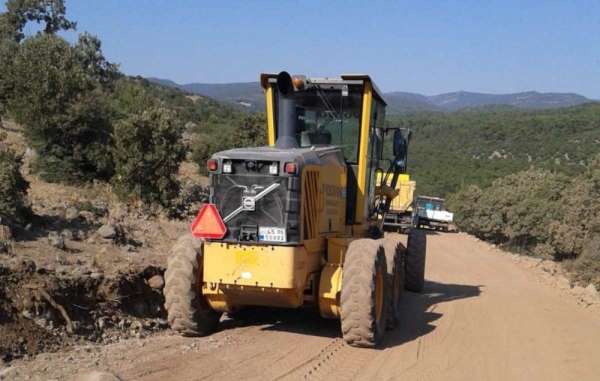 Yunusemre'de ova yolları düzenleniyor 