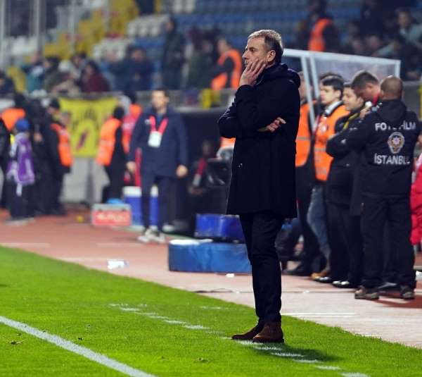 Süper Lig: Kasımpaşa: 1 - Beşiktaş: 1 (İlk yarı)