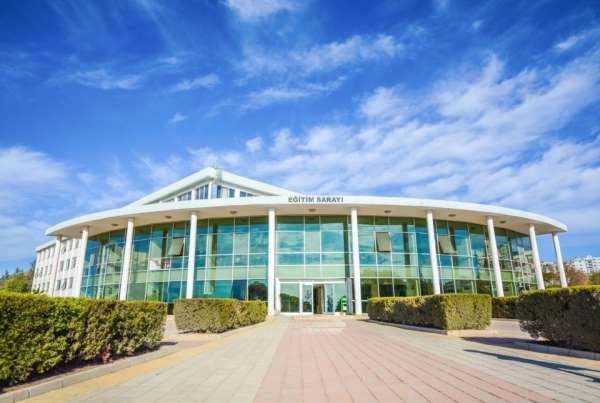 Yakın Doğu Üniversitesi Öğrenci Yerleştirme ve Burs Sıralama Sınavı 6 Haziran’da
