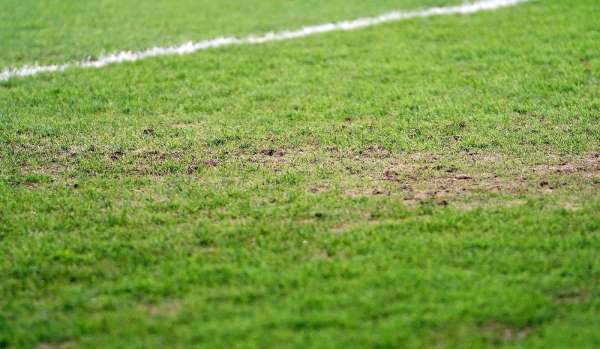 Kadıköy'de zemin alarm veriyor 