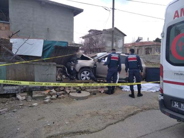 Silivri'de feci kaza: 1 ölü, 1 yaralı 