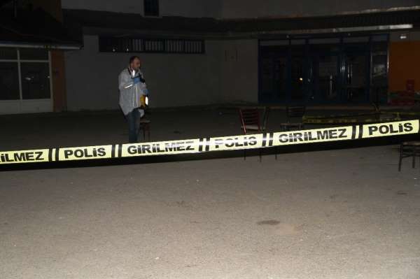 Kırıkkale'de kıraathaneye silahlı saldırı: 3 ölü, 4 yaralı