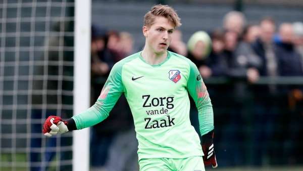 Manchester City'e, Hollanda'dan 16'lık kaleci 