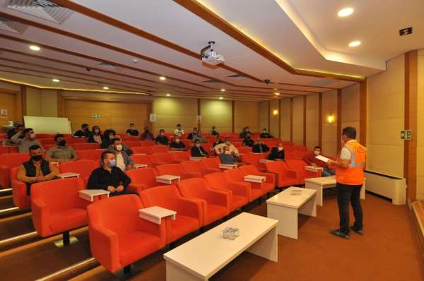 İnegöllü galericilere yeterlilik belgesi sınavı 