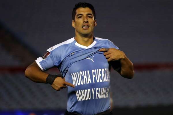 Luis Suarez'den Fernando Muslera'ya destek 