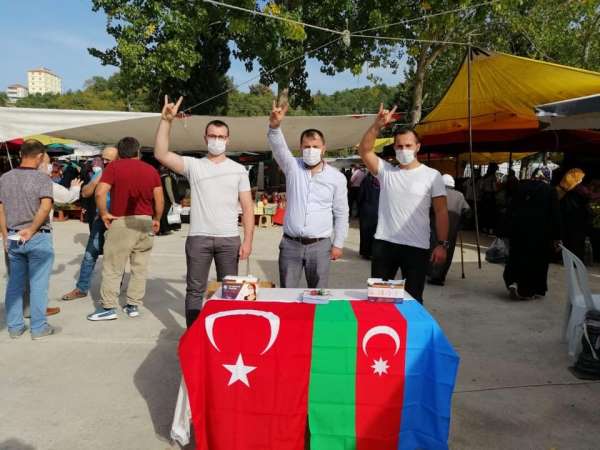 MHP'den vatandaşlara ücretsiz maske dağıtımı 
