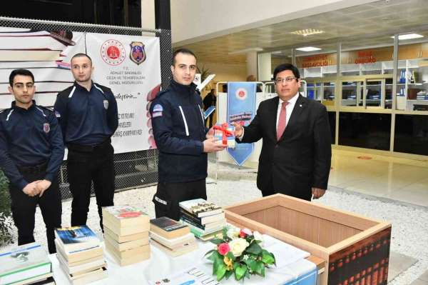 Bağışlanan kitaplar cezaevlerine kütüphane olacak