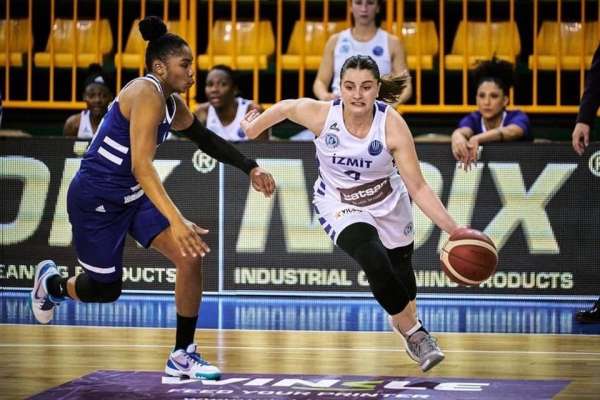 İzmit Belediyespor, Ankara dönüşü Moskova'ya uçacak