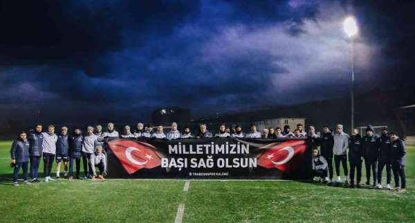 Trabzonspor'dan 'Geçmiş olsun Türkiye' pankartı