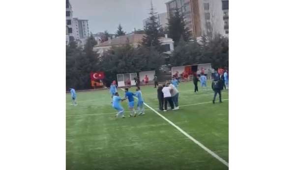 Elazığ'da amatör maçta hakeme tekme tokatlı saldırı