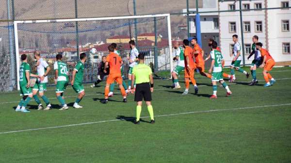 Yahyalıspor BAL'da küme düştü