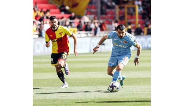 Emrah Başsan 4 golünü attı - Kayseri haber