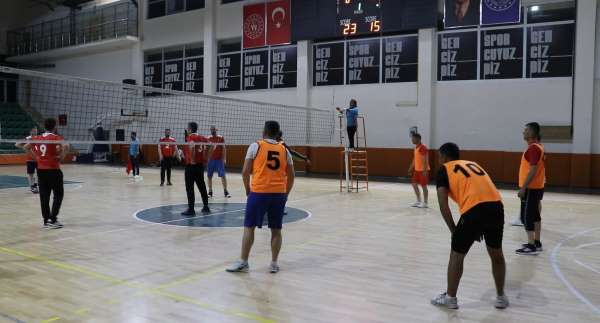 Iğdır'da voleybol turnuvası düzenlendi - Iğdır haber