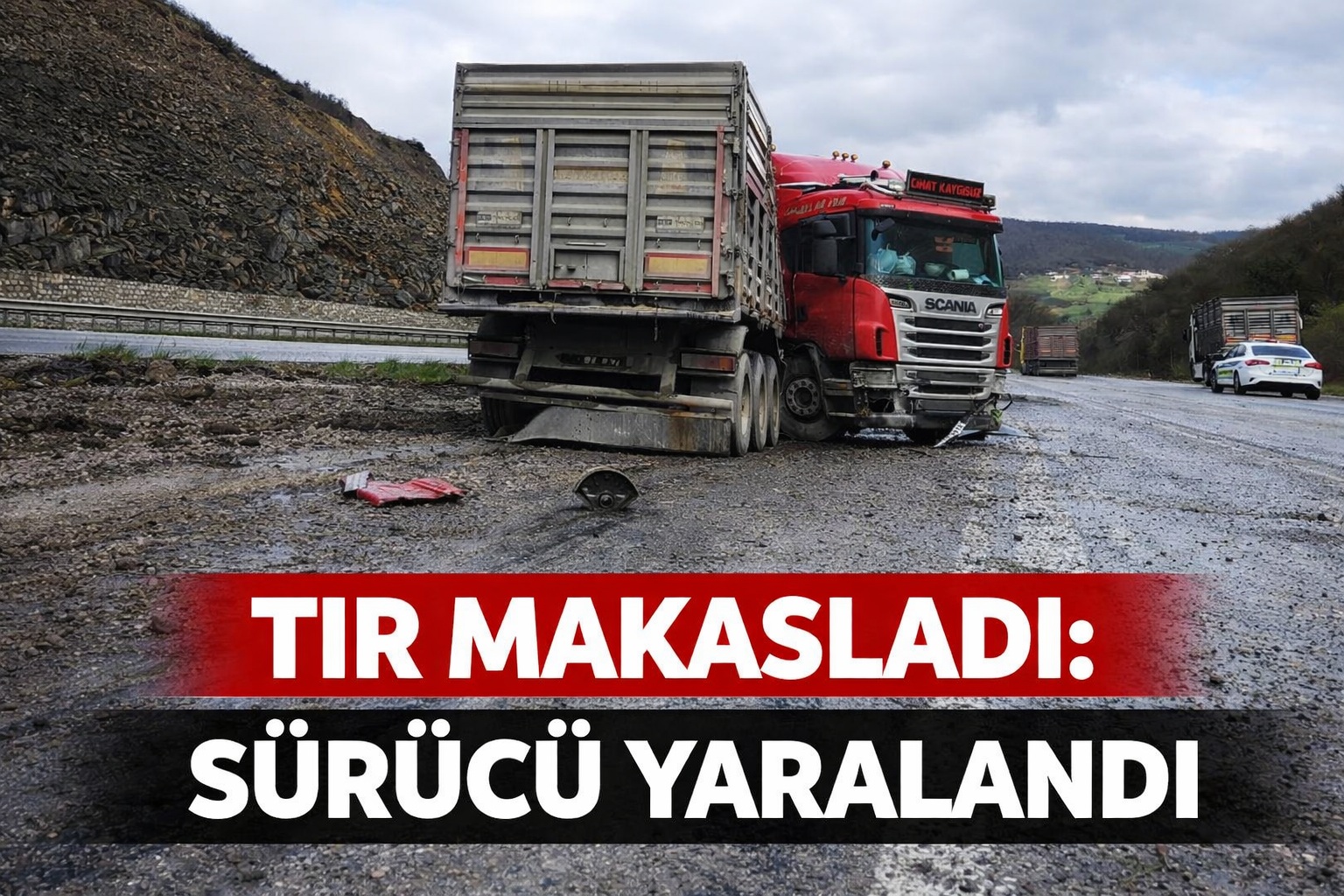 Tır makasladı: Sürücü yaralandı
