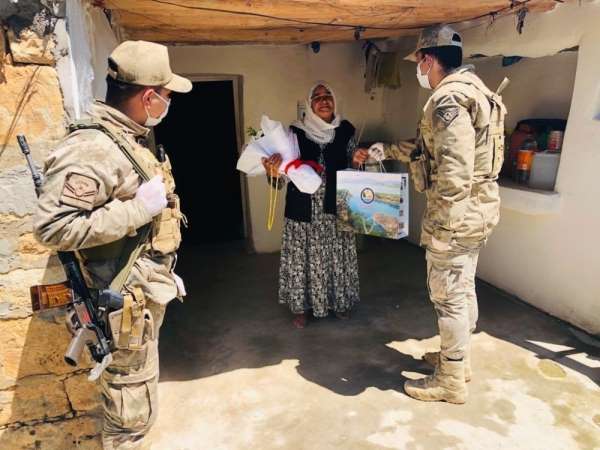 Dicle ve Eğil'de şehit anneleri unutulmadı