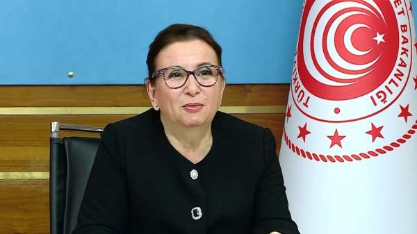 Ticaret Bakanı Ruhsar Pekcan'dan 'Ulusal Para' ile ticaret vurgusu
