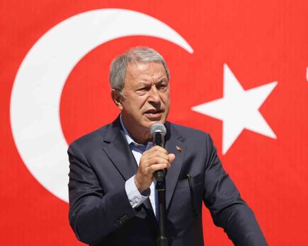 Bakan Akar'dan terörle mücadele vurgusu: 'Güçlü ve büyük Türkiye için hep beraber çalışacak ve terör belasında