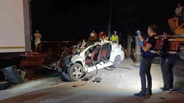 Mersin'deki feci kazada ölenlerin kimlikleri belirlendi