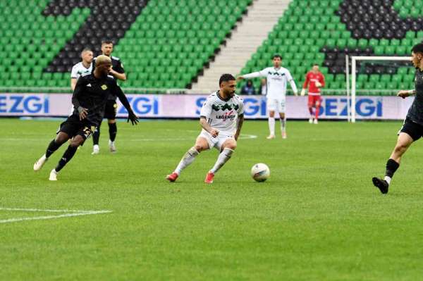 Trendyol 1 Lig: Sakaryaspor: 2 - Esenler Erokspor: 0