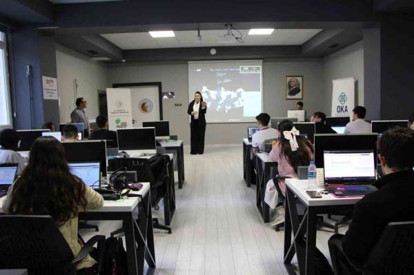 'Zararlı Yazılım Analizi ve Tersine Mühendislik Eğitimi' tamamlandı