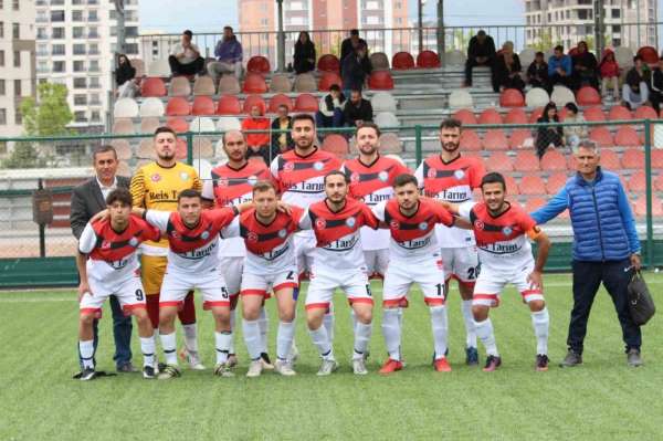 Futbol Disiplin Kurulu'ndan Hüseyin Pekşan'a 20 maç ceza