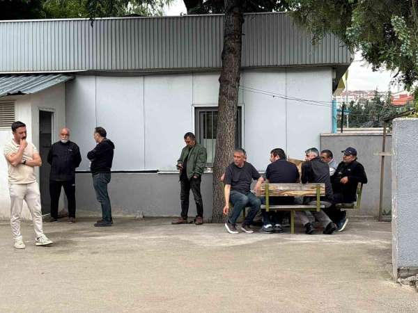 Akranının bıçaklayarak öldürdüğü 16 yaşındaki çocuğun babası feryat etti: 'Benim ciğerim yanıyor, bitmiş halde