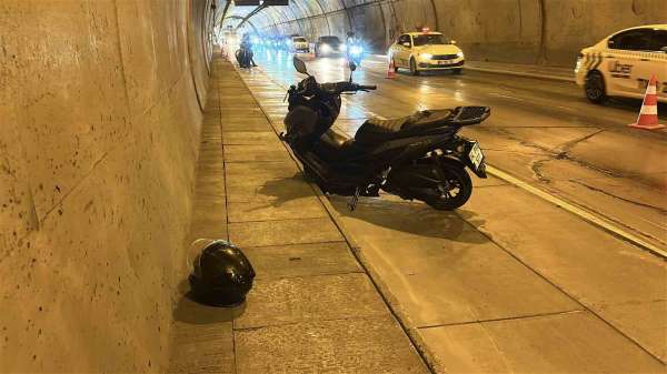Bomonti-Dolmabahçe Tüneli'nde yola dökülen yağ kazaya neden oldu: 3 yaralı