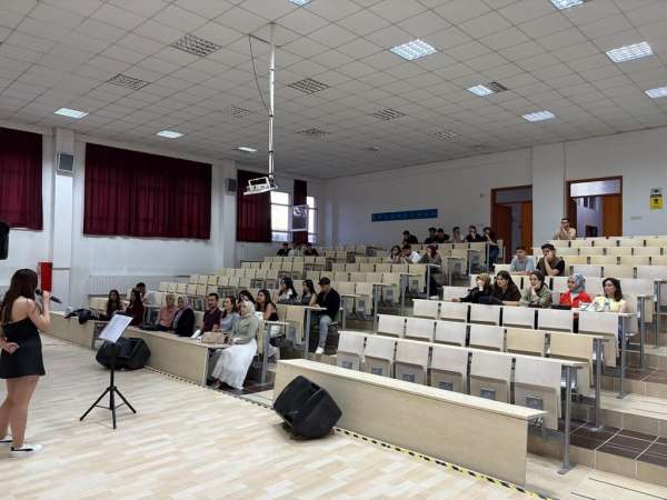 Hisarcık MYO bahar yarıyılı sonu motivasyon konseri düzenlendi