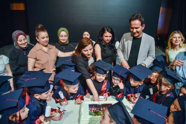 OMÜ Gündüz Bakımevi Anaokulu'nda mezuniyet coşkusu