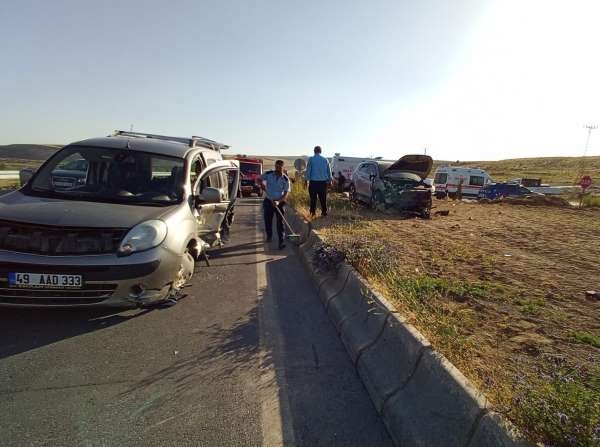 Tatvan'da trafik kazası: 5 yaralı
