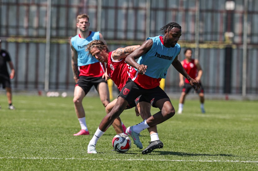 Samsunspor, yeni sezon hazırlıklarını sürdürdü