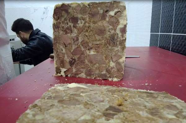 Ardahan kavurması tadını doğadan alıyor