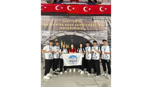 Kick Boks'ta Kayseri'ye 7 madalya