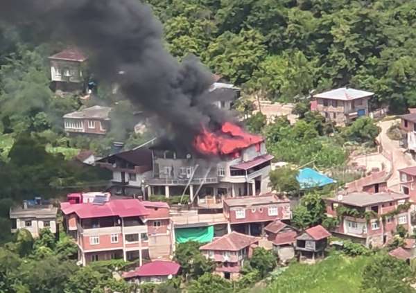 Ordu'da 3 katlı binada yangın