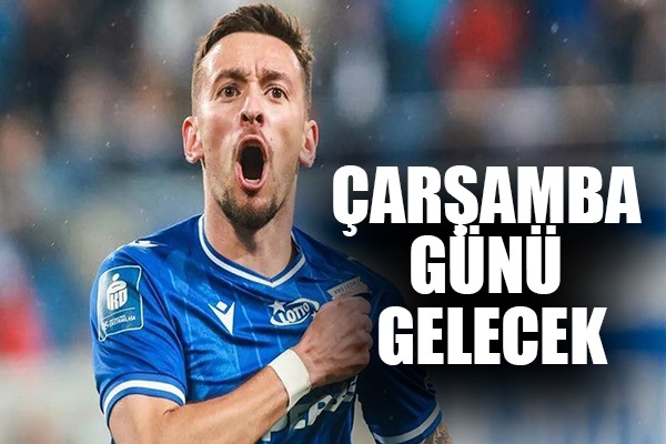 Çarşamba Günü Gelecek