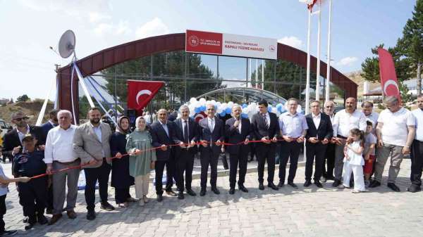 Kastamonu'da, Devrekani Kapalı Yüzme Havuzu hizmete açıldı