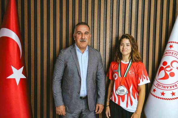 Aydınlı genç sporcu jujitsuda dünya 2'ncisi oldu