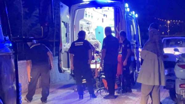 İntihara kalkışan kadını ekiplerin hızlı müdahalesi kurtardı