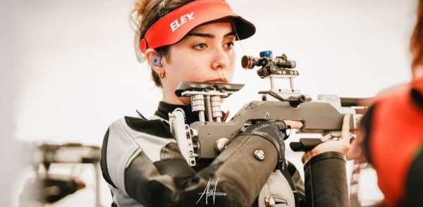 Kütahyalı sporcu Hatice Yel'den Avrupa'da çifte bronz madalya
